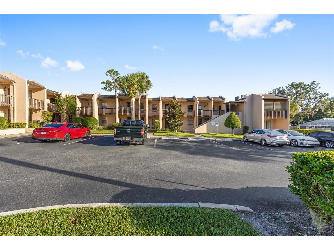 2437 NE 6th Street #14 Ocala FL 34470 OM711941 image3