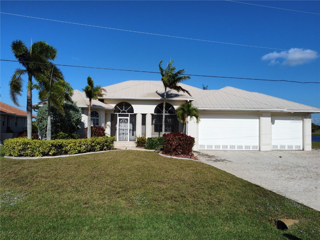 24378 Belize Court Punta Gorda FL 33955 C7485334 image1