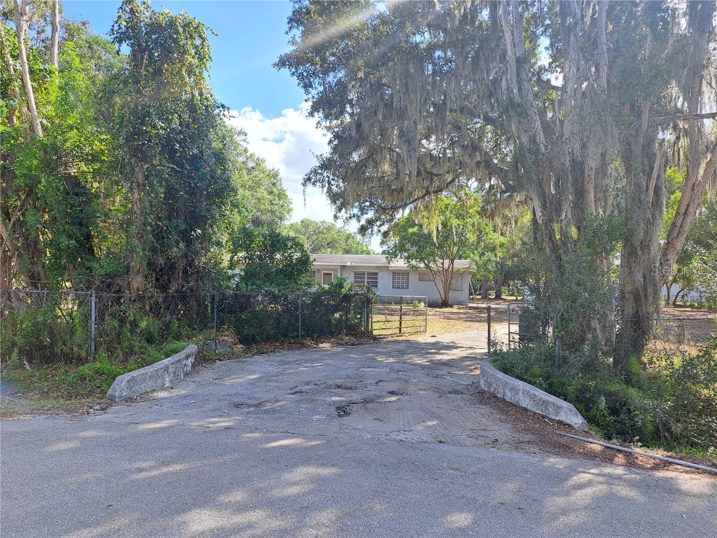 2438 49th Street Sarasota FL 34234 A4587563 image1
