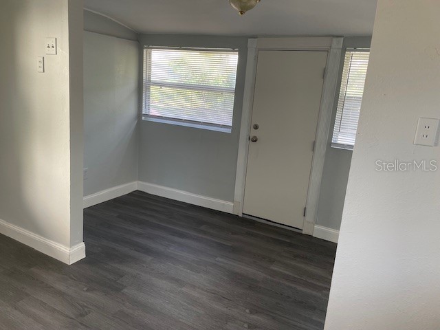 2438 9th Avenue S Saint Petersburg FL 33712 TB8455940 image5