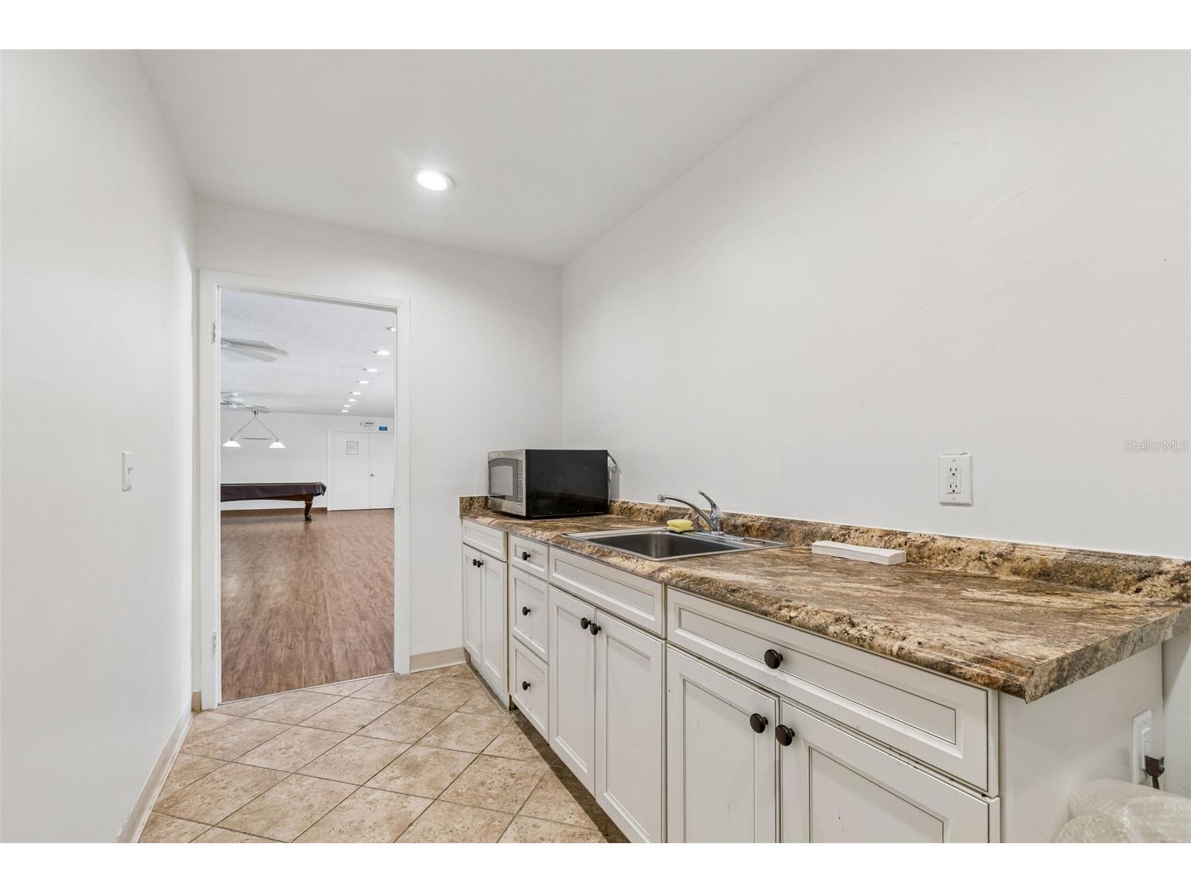 2438 Enterprise Road #25 Clearwater FL 33763 TB8523414 image44