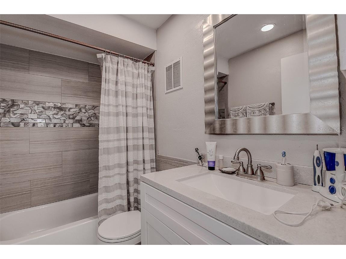 2438 Enterprise Road #6 Clearwater FL 33763 T3548862 image19