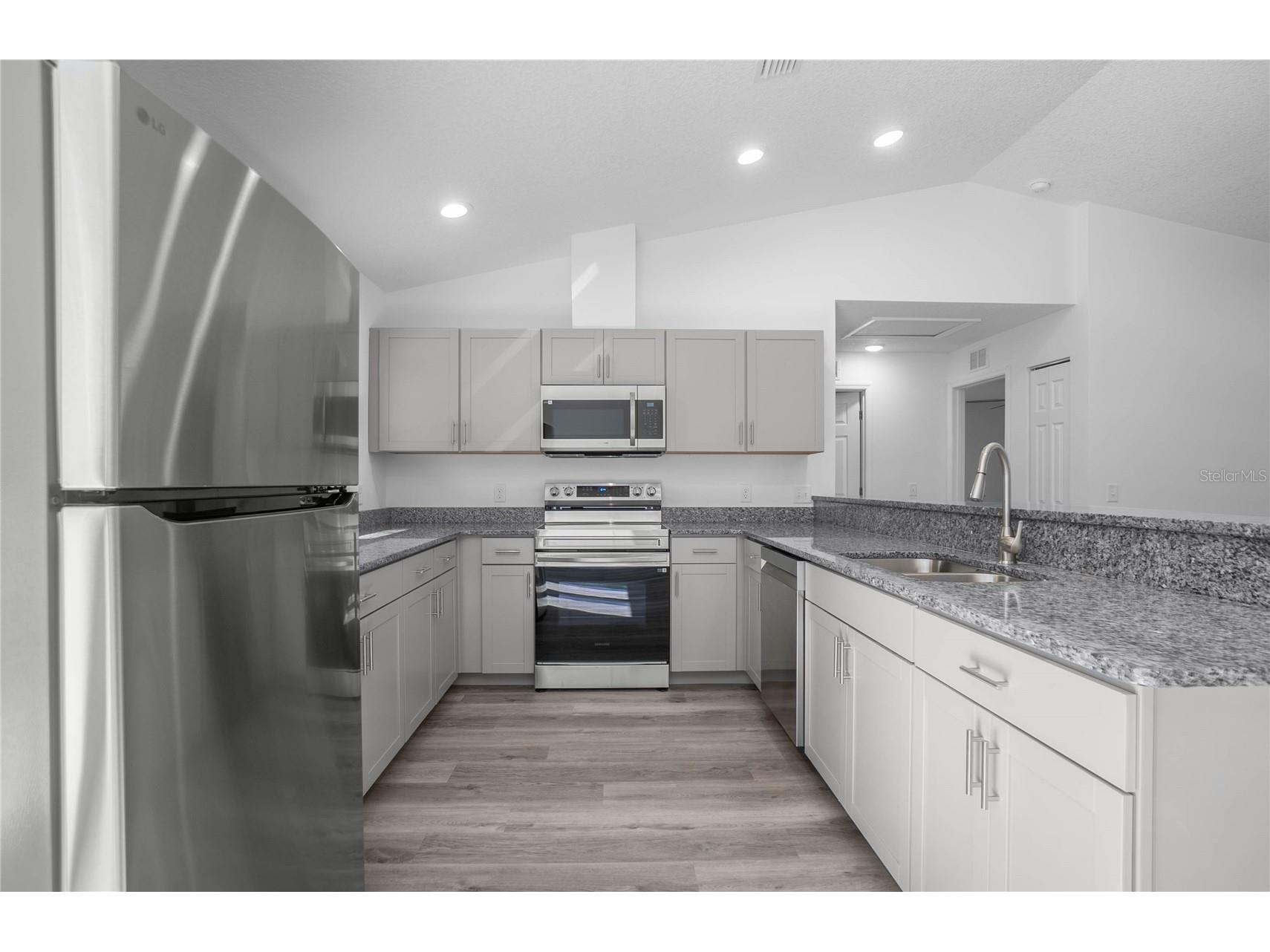 2438 W Vespero Street Citrus Springs FL 34433 OM722460 image13