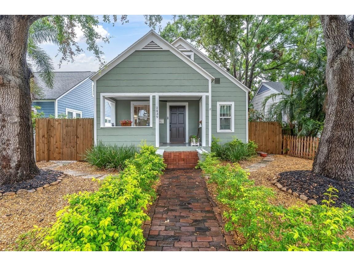2439 6th Avenue N Saint Petersburg FL 33713 TB8393426 image1