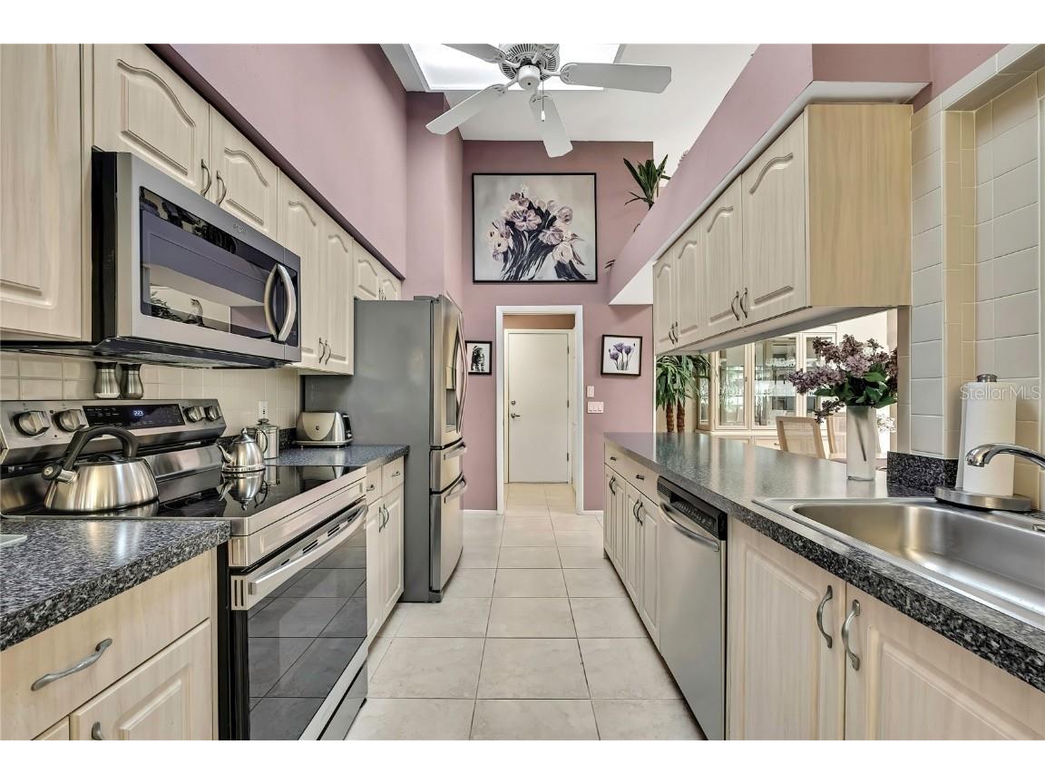 2439 Hidden Trail Drive Spring Hill FL 34606 TB8351537 image10