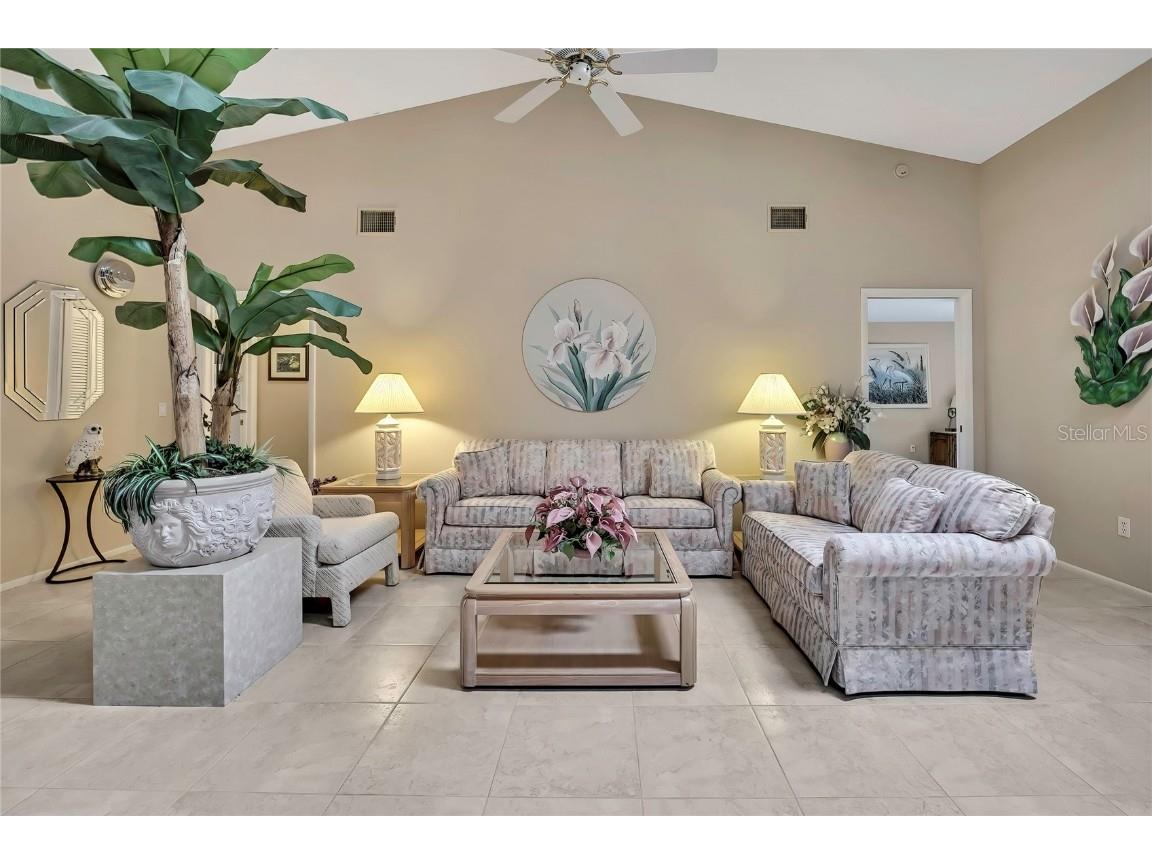 2439 Hidden Trail Drive Spring Hill FL 34606 TB8351537 image2