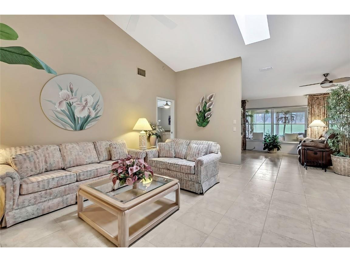 2439 Hidden Trail Drive Spring Hill FL 34606 TB8351537 image5