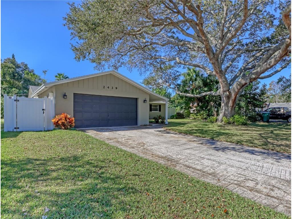 2439 NE King Richard Drive Melbourne FL 32935 V4933824 image1