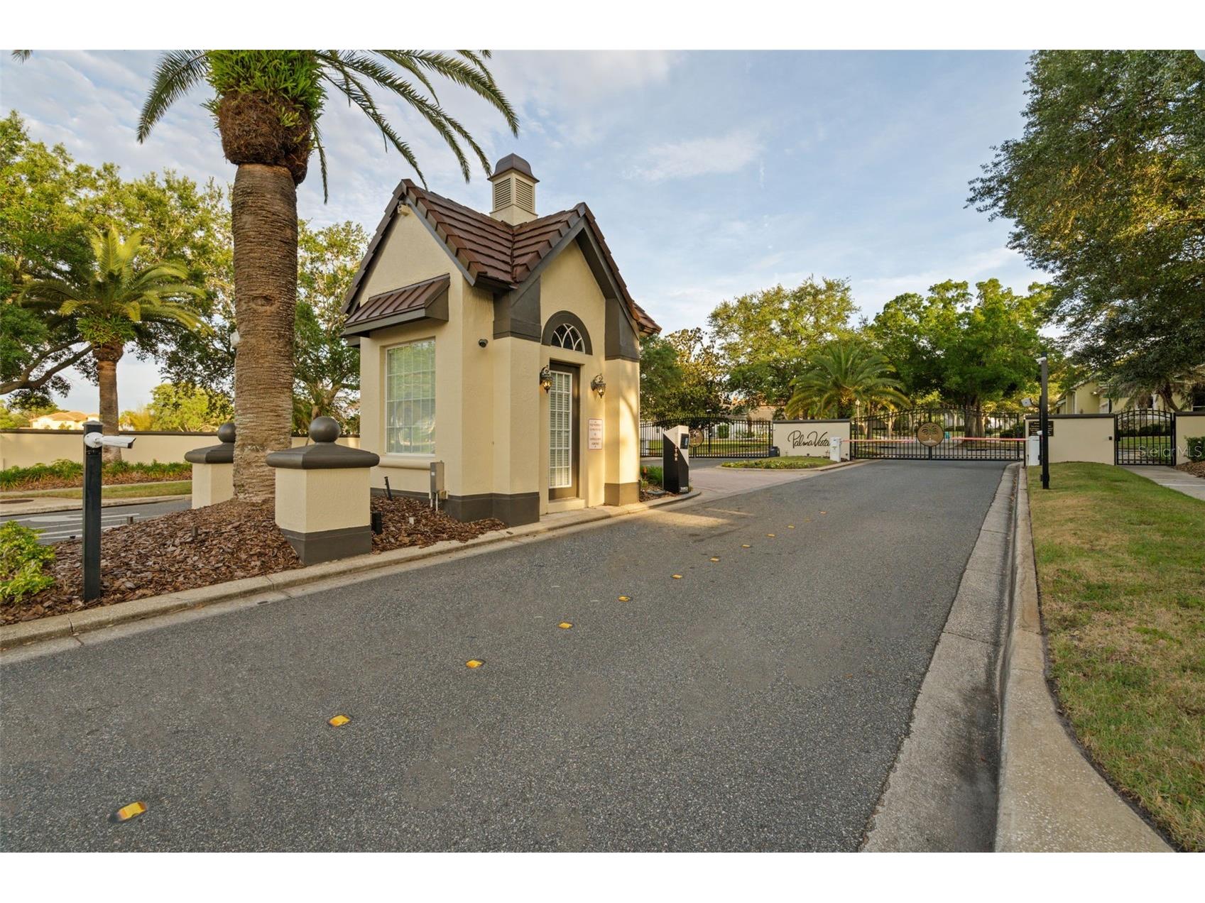 2439 Roat Drive Orlando FL 32835 O6396931 image54