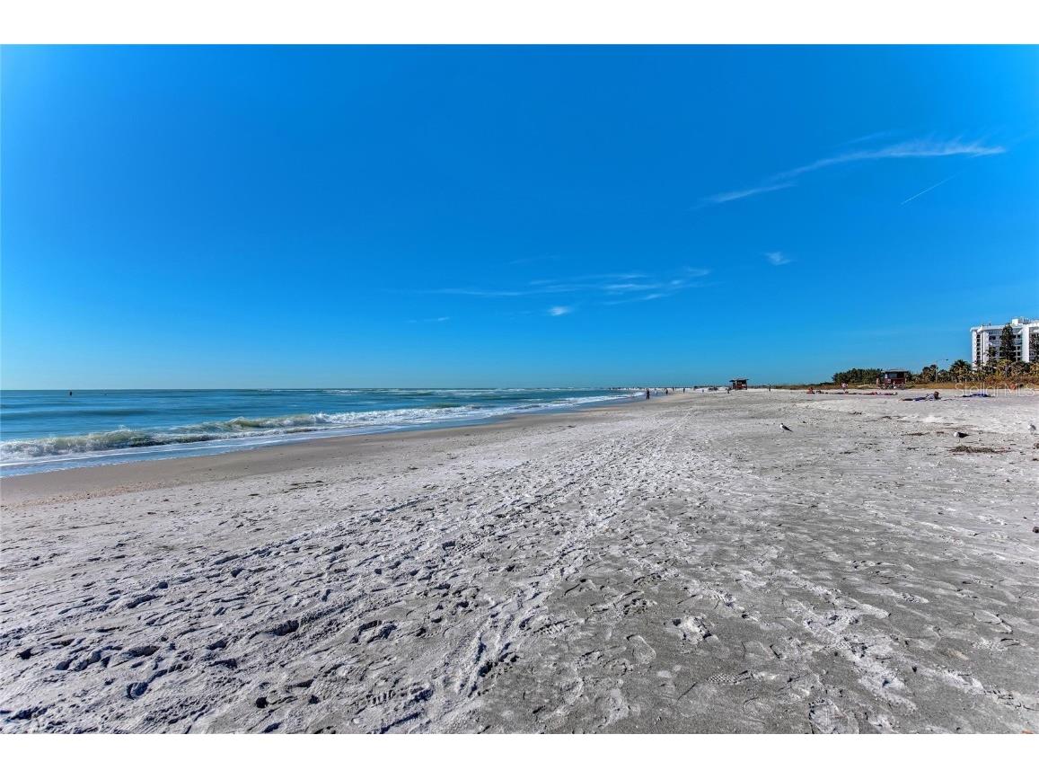 244 N Washington Drive Sarasota FL 34236 A4668323 image29