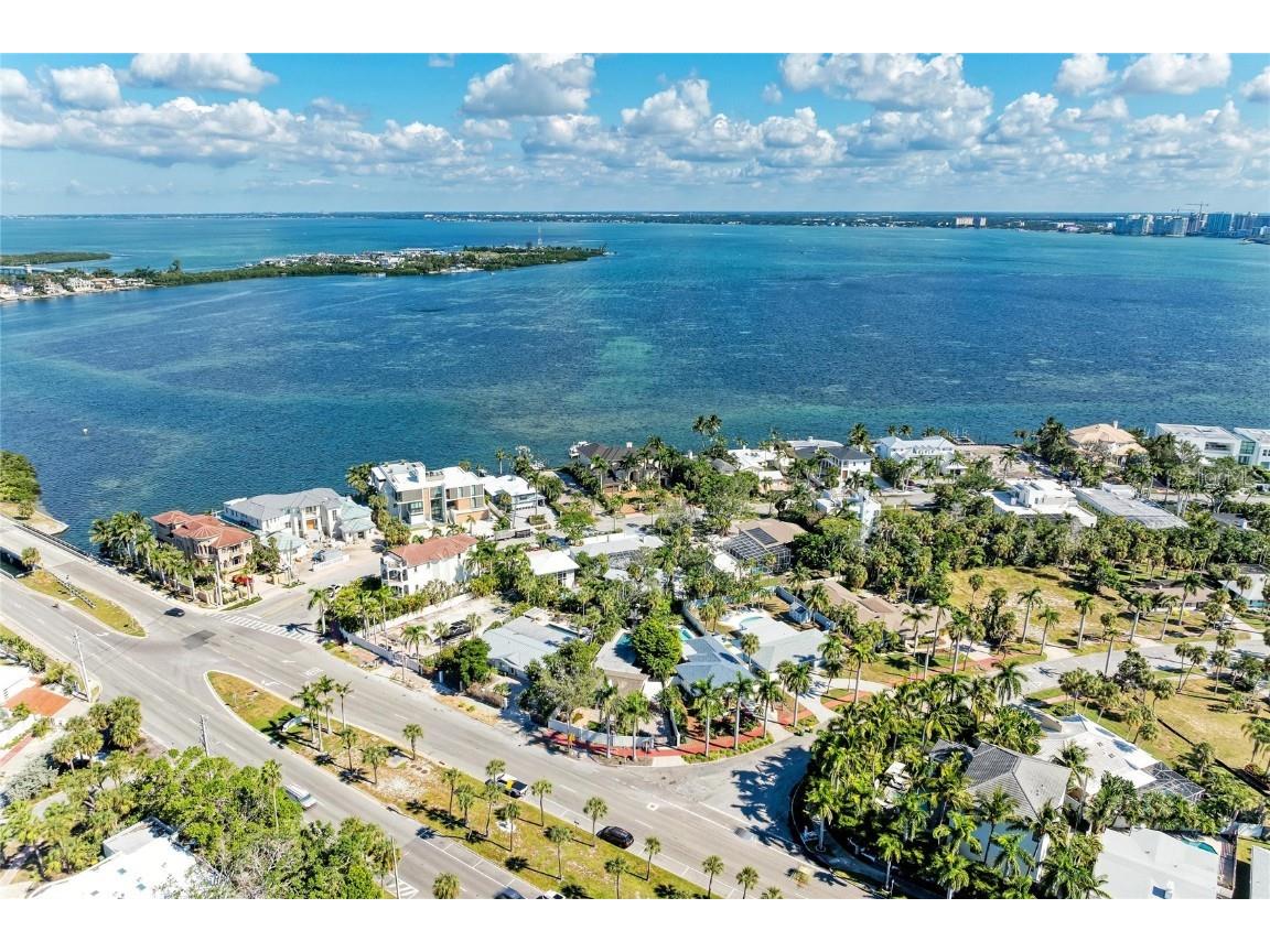 244 N Washington Drive Sarasota FL 34236 A4668323 image8