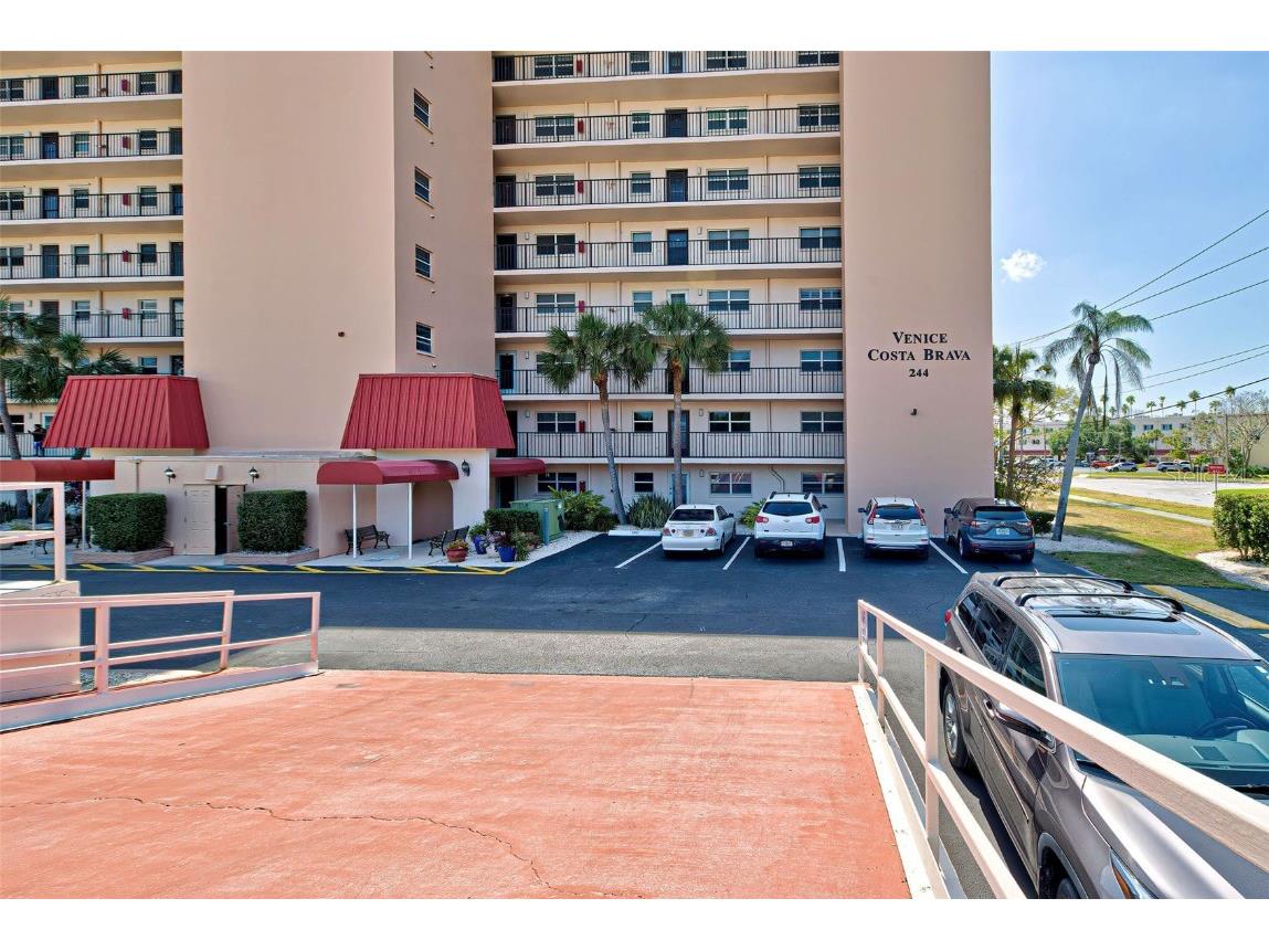 244 Saint Augustine Avenue #104 Venice FL 34285 N6140746 image3