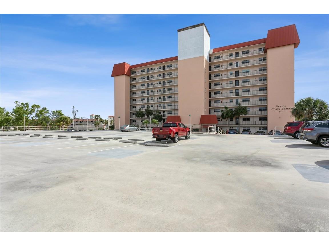 244 Saint Augustine Avenue #107 Venice FL 34285 N6136468 image1