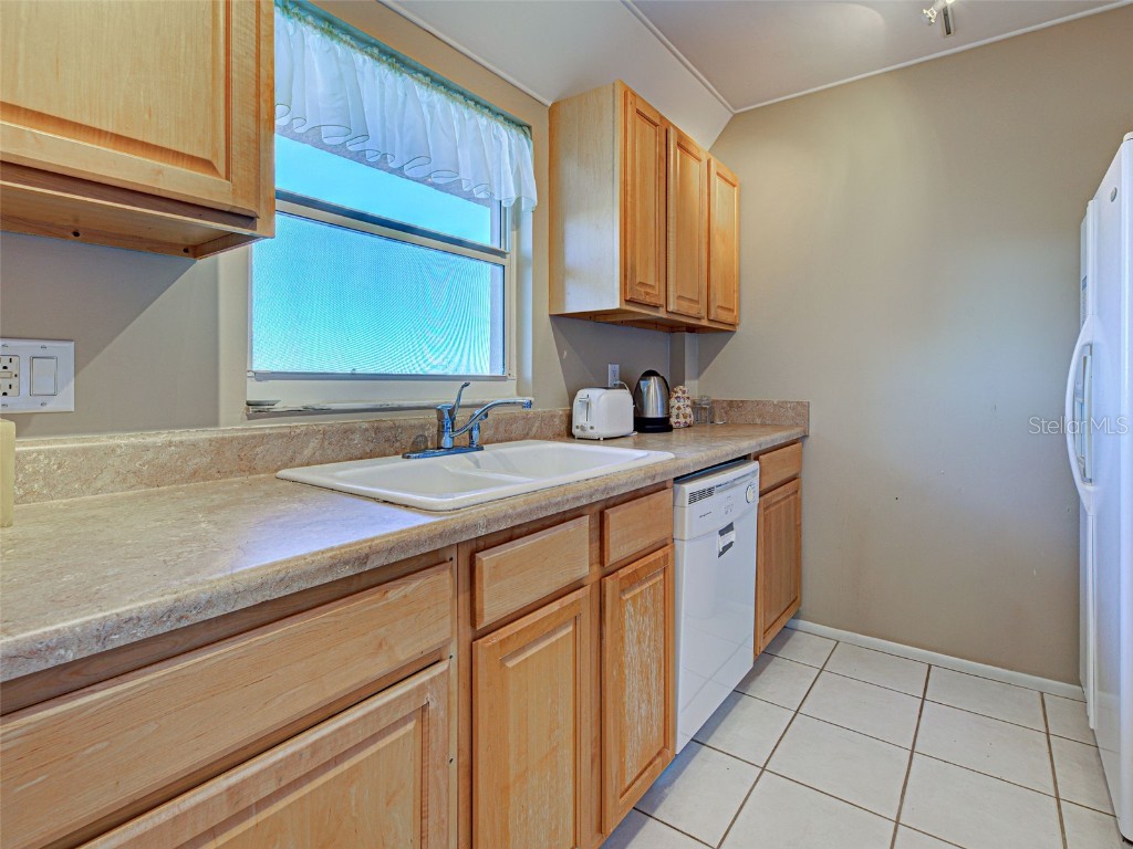 244 Saint Augustine Avenue #503 Venice FL 34285 N6141000 image9