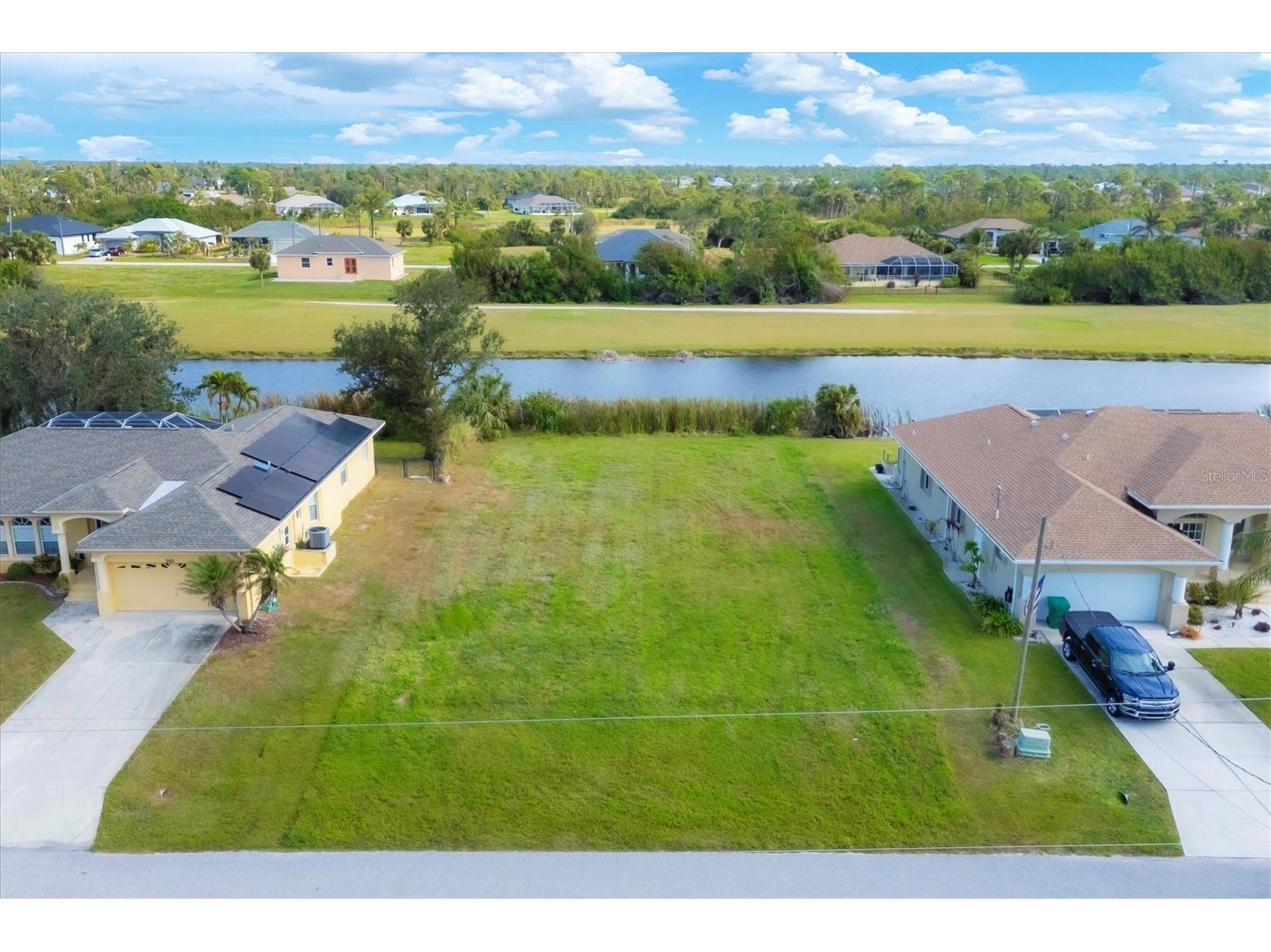 244 Tournament Road Rotonda West FL 33947 D6139533 image1