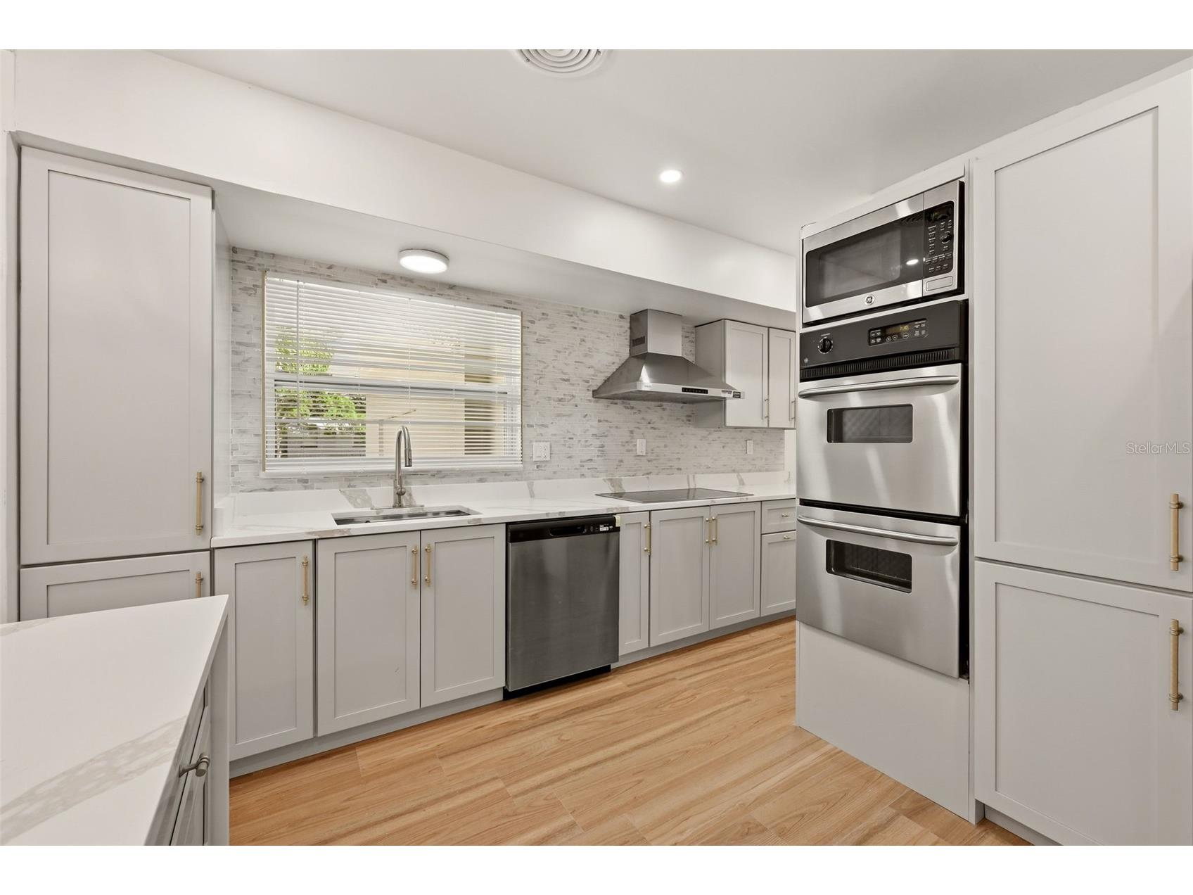2440 66th Avenue S Saint Petersburg FL 33712 TB8510617 image4