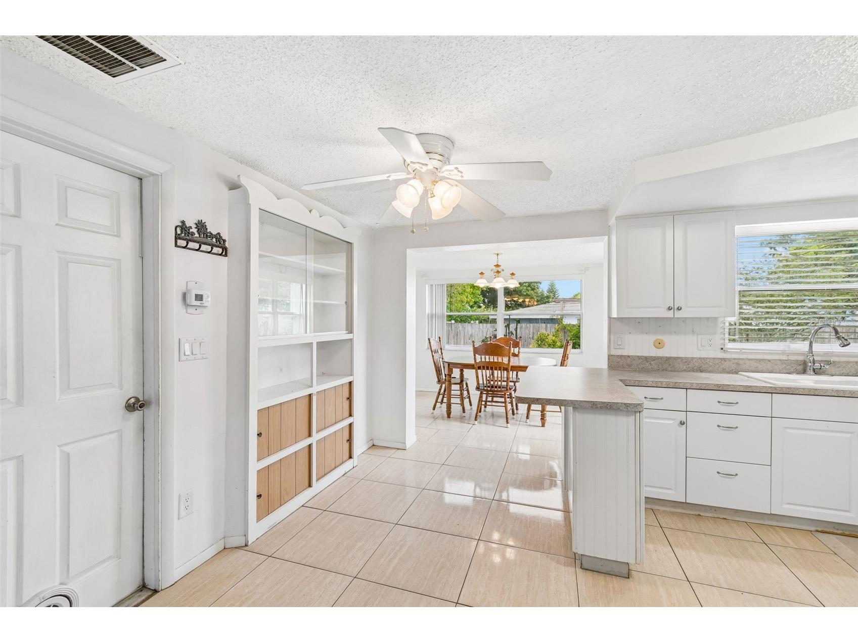 2440 Arcadia Road Holiday FL 34690 W7886180 image6
