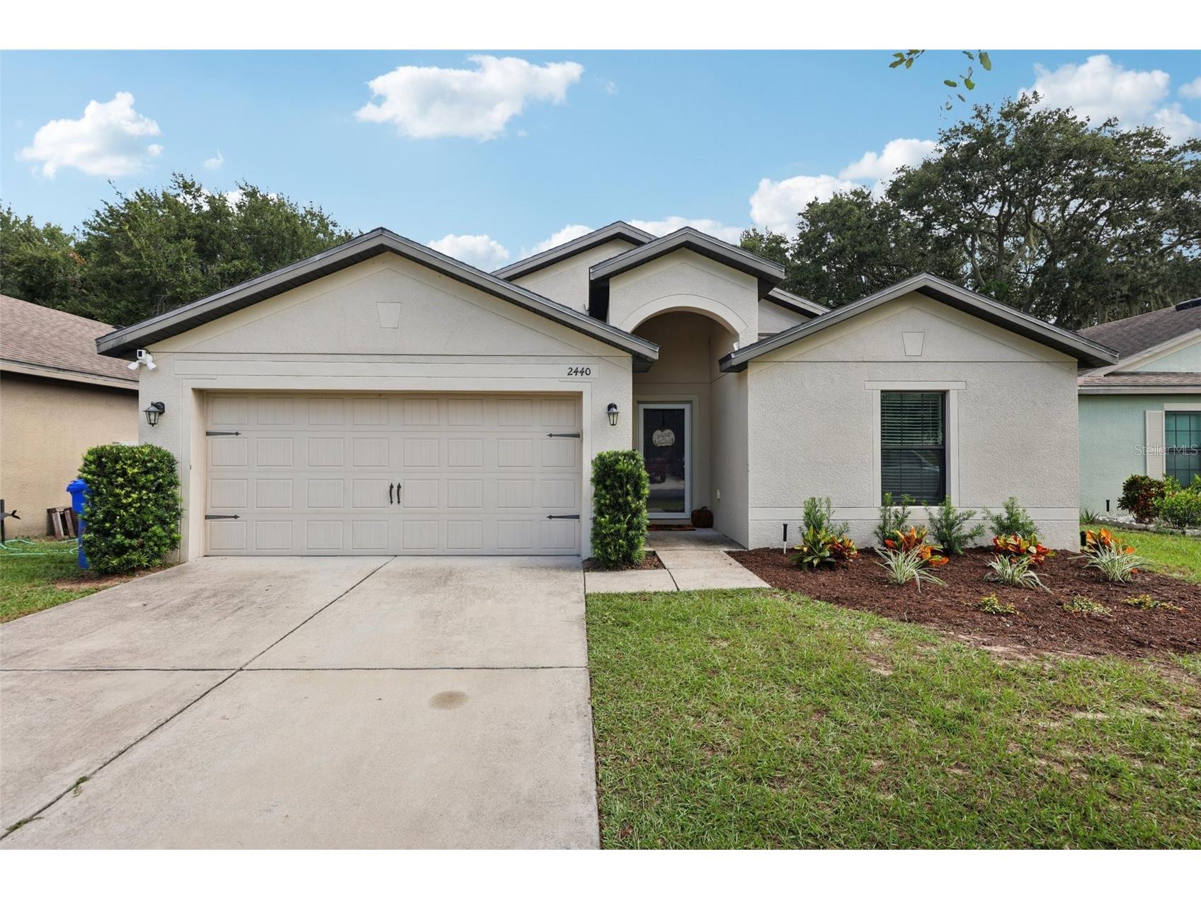2440 Bracknell Forest Trail Tavares FL 32778 G5102744 image1
