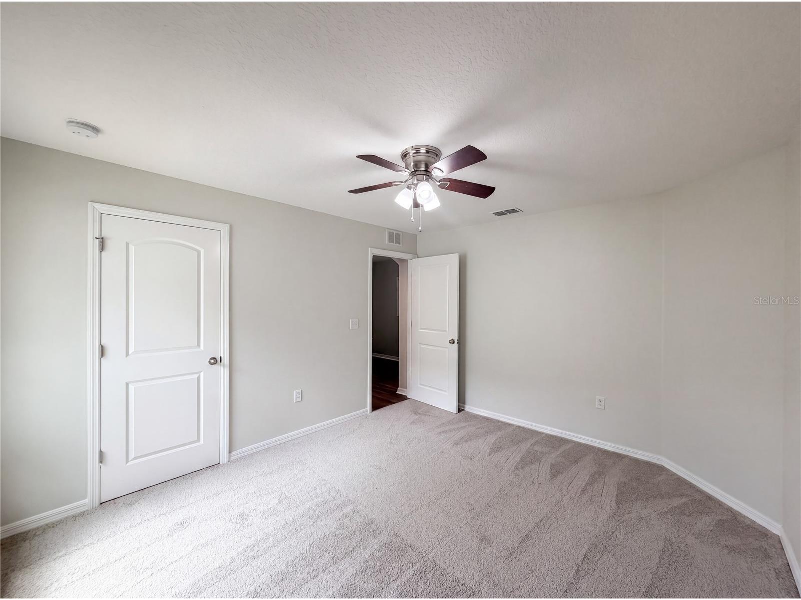 2440 Bracknell Forest Trail Tavares FL 32778 O6401822 image12