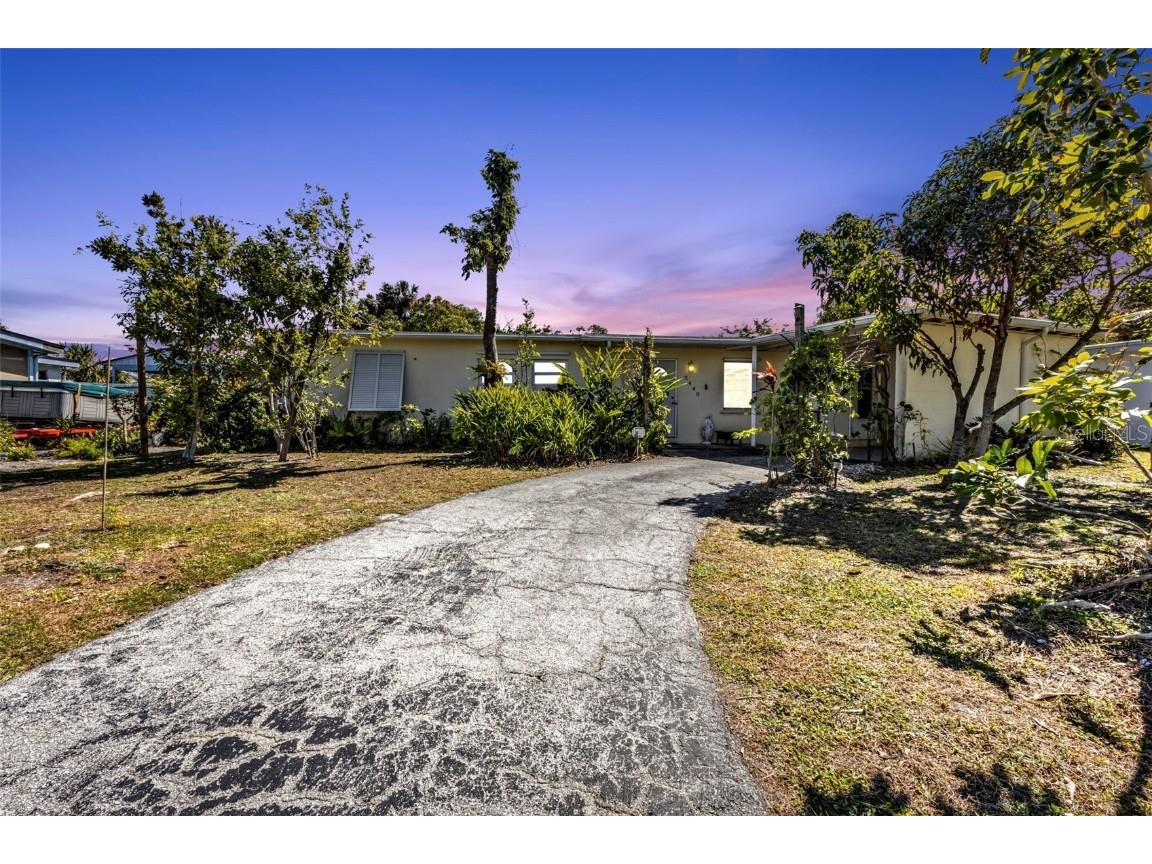 2440 Ednor Street Port Charlotte FL 33952 C7516888 image2