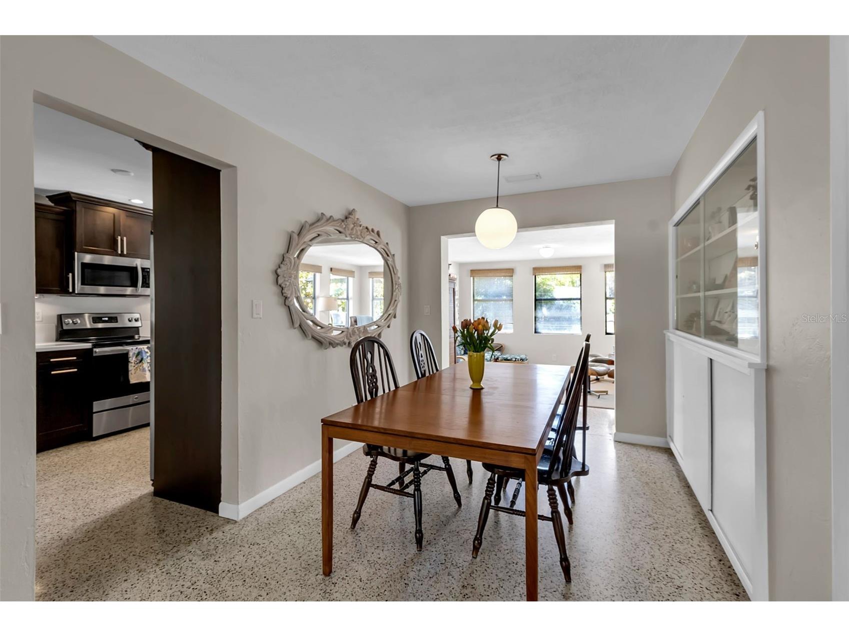 2440 Valencia Drive Sarasota FL 34239 A4690679 image14