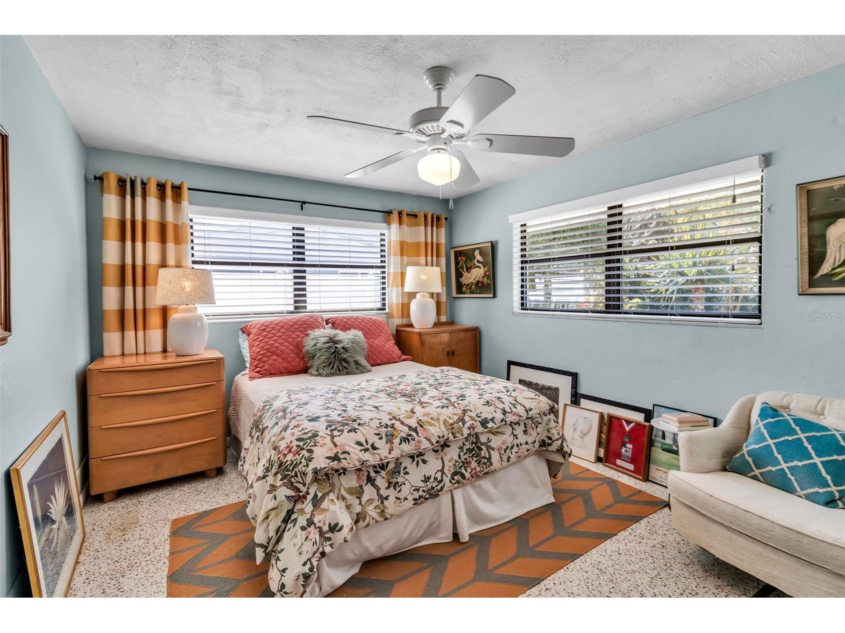 2440 Valencia Drive Sarasota FL 34239 A4690679 image19