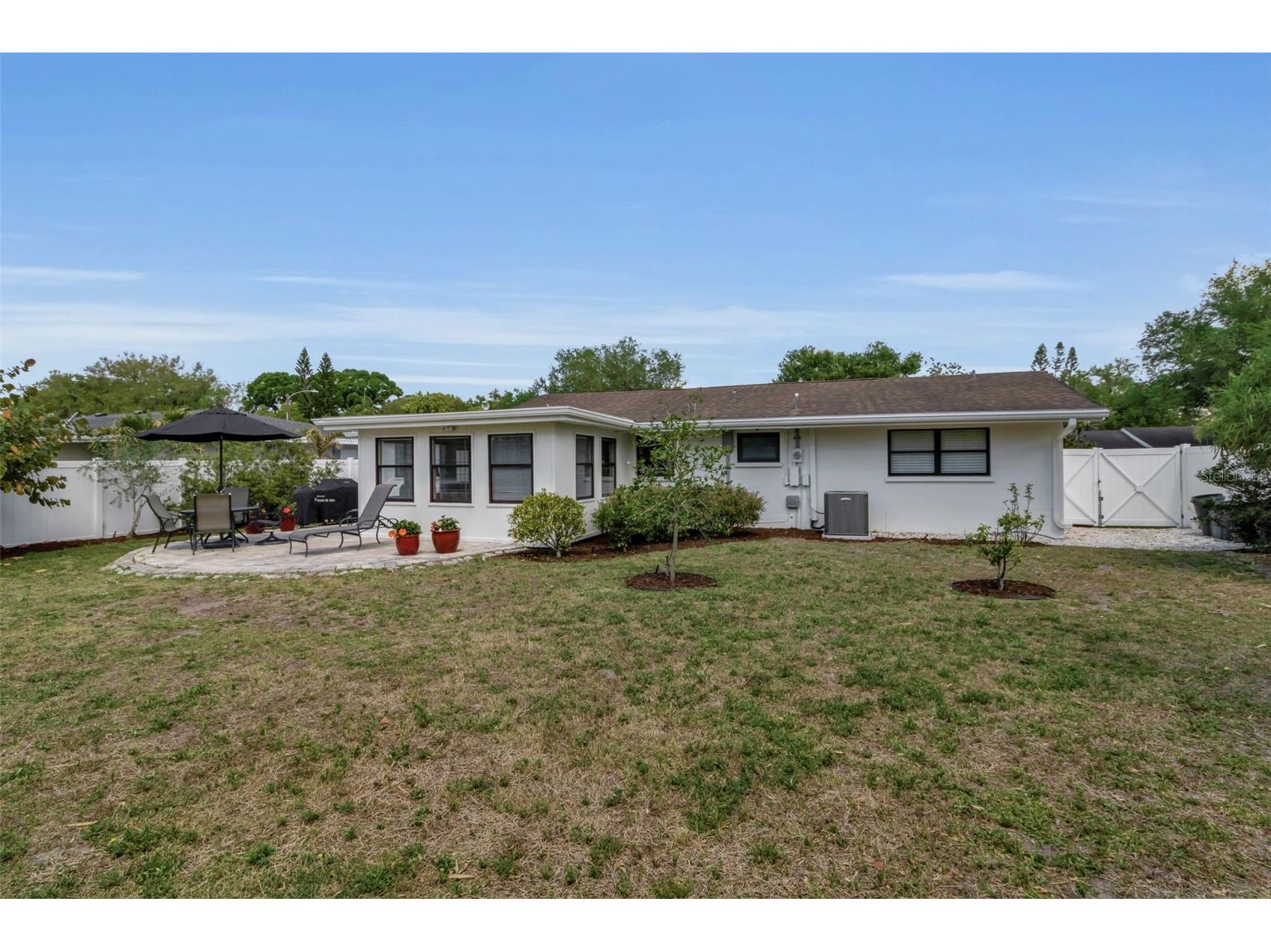 2440 Valencia Drive Sarasota FL 34239 A4690679 image27