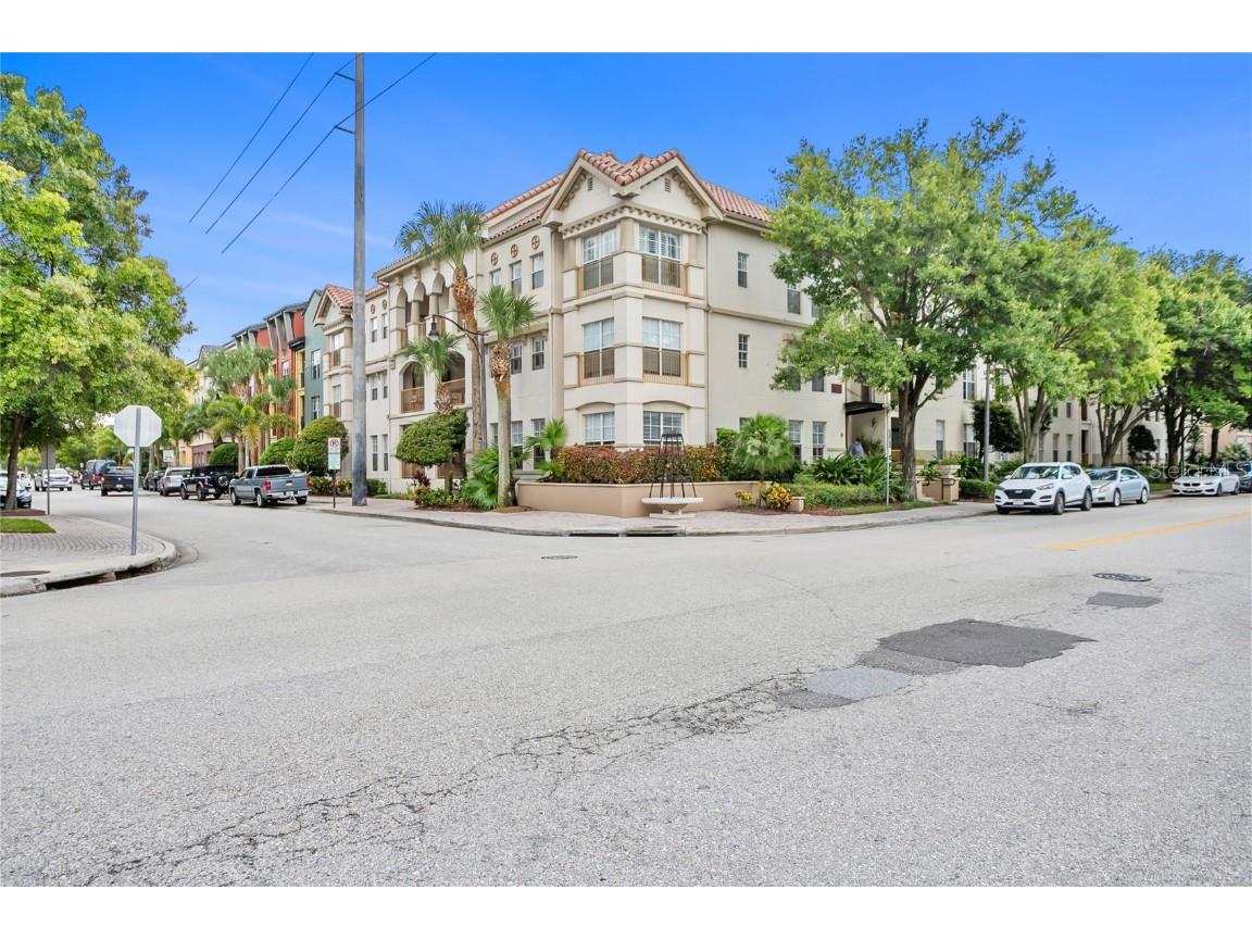 2440 W Horatio Street #1010 Tampa FL 33609 T3458949 image1
