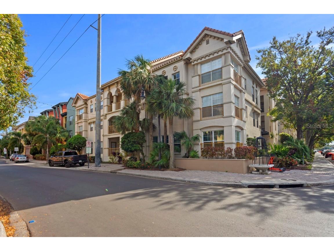 2440 W Horatio Street #1030 Tampa FL 33609 TB8327638 image1