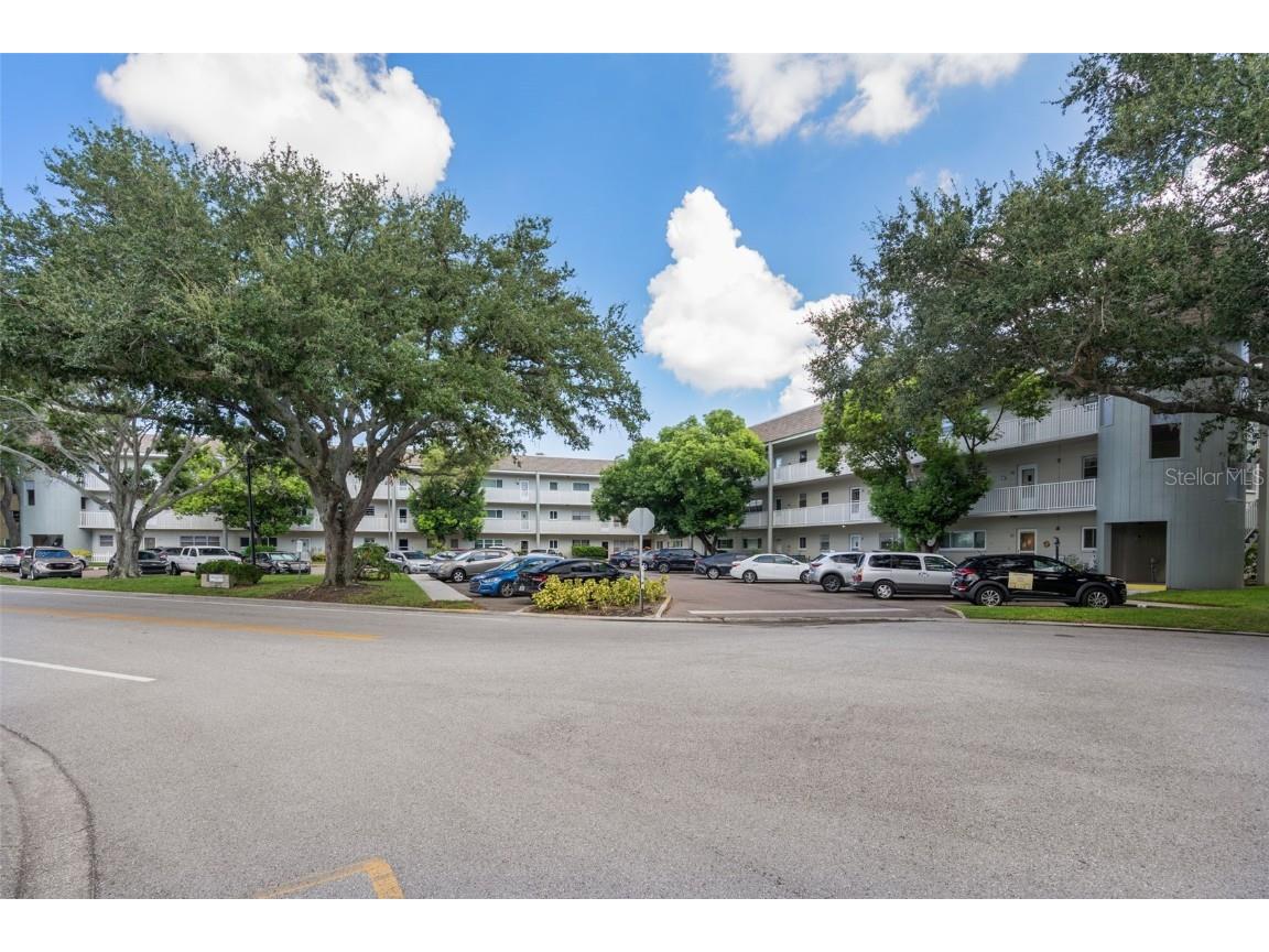 2440 World Parkway Boulevard #38 Clearwater FL 33763 TB8422744 image3