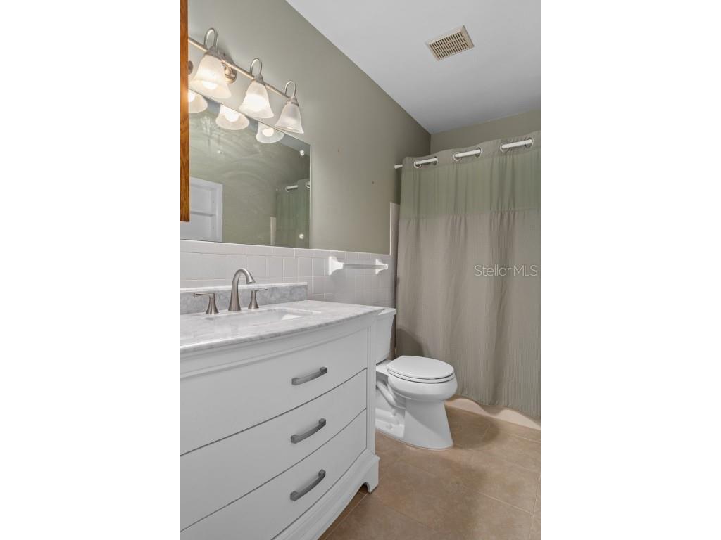 2440 World Parkway Boulevard #38 Clearwater FL 33763 TB8422744 image38