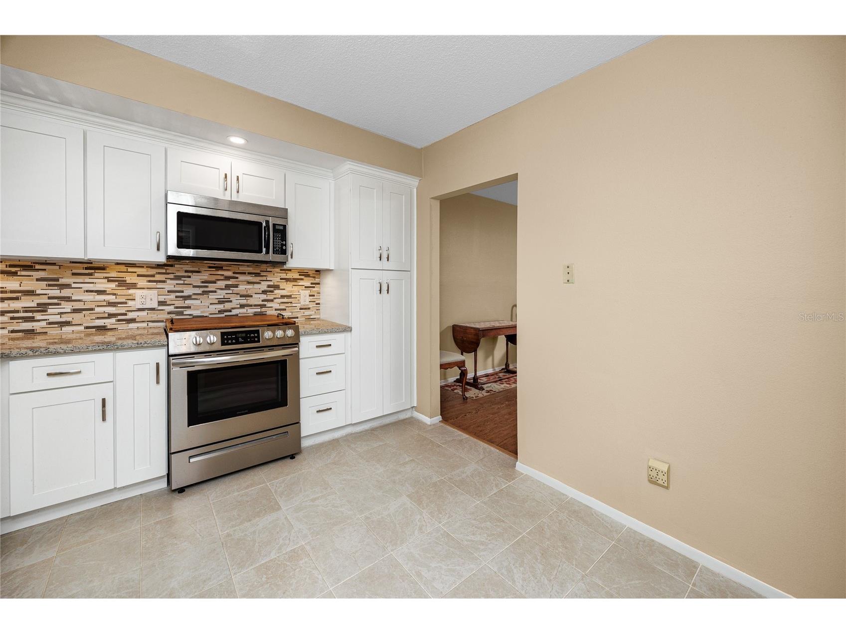 2440 World Parkway Boulevard #38 Clearwater FL 33763 TB8475430 image12