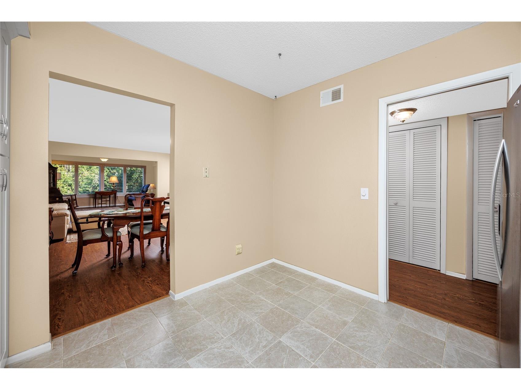 2440 World Parkway Boulevard #38 Clearwater FL 33763 TB8475430 image14