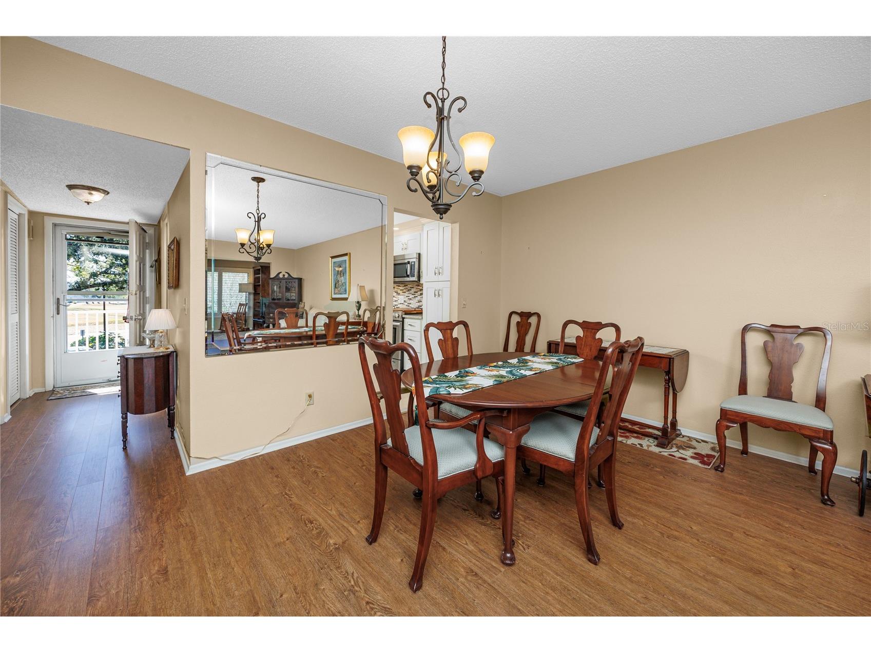 2440 World Parkway Boulevard #38 Clearwater FL 33763 TB8475430 image15