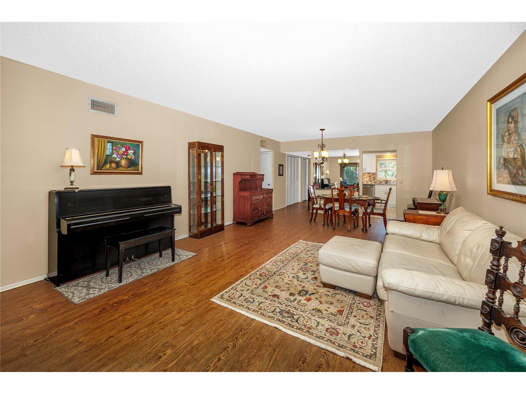 2440 World Parkway Boulevard #38 Clearwater FL 33763 TB8475430 image19