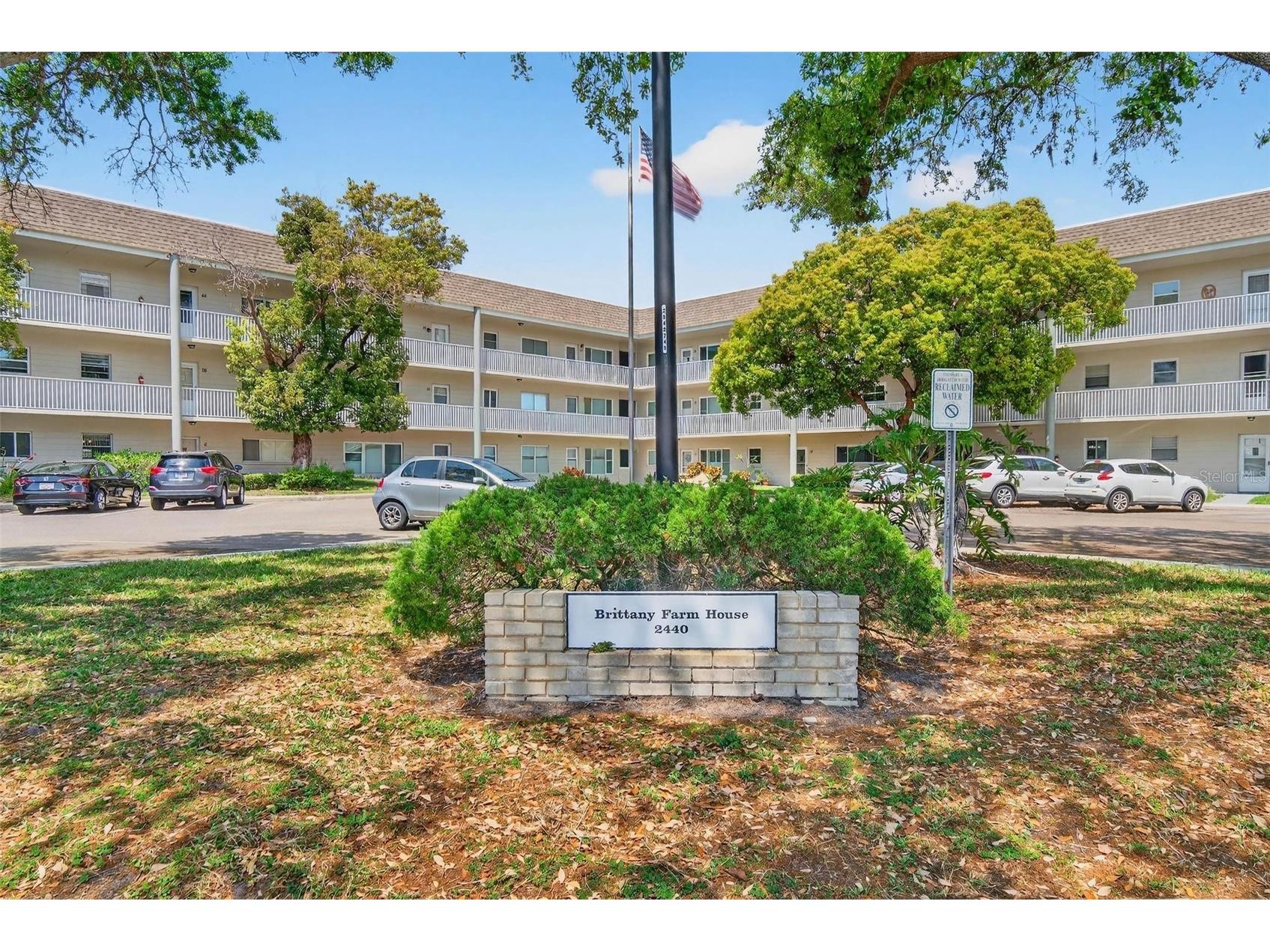 2440 World Parkway Boulevard #6 Clearwater FL 33763 TB8516852 image1