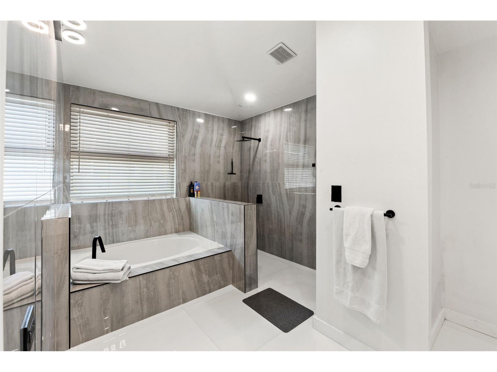 24405 Summer Wind Court Lutz FL 33559 W7885871 image31