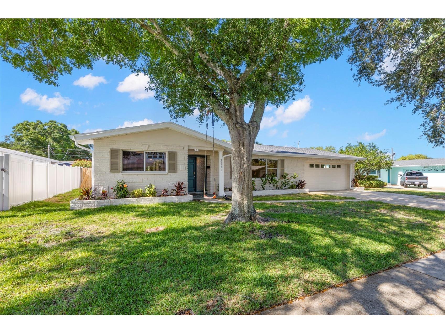 2441 Fairbanks Drive Clearwater FL 33764 TB8523155 image2