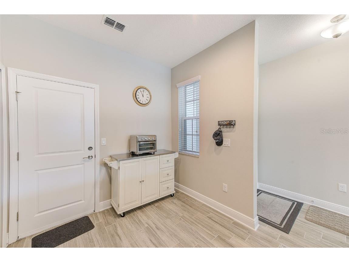 2441 Foggy Creek Circle Clearwater FL 33764 TB8436335 image7