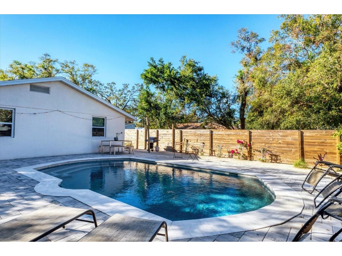 2441 Novus Street Sarasota FL 34237 A4561184 image36