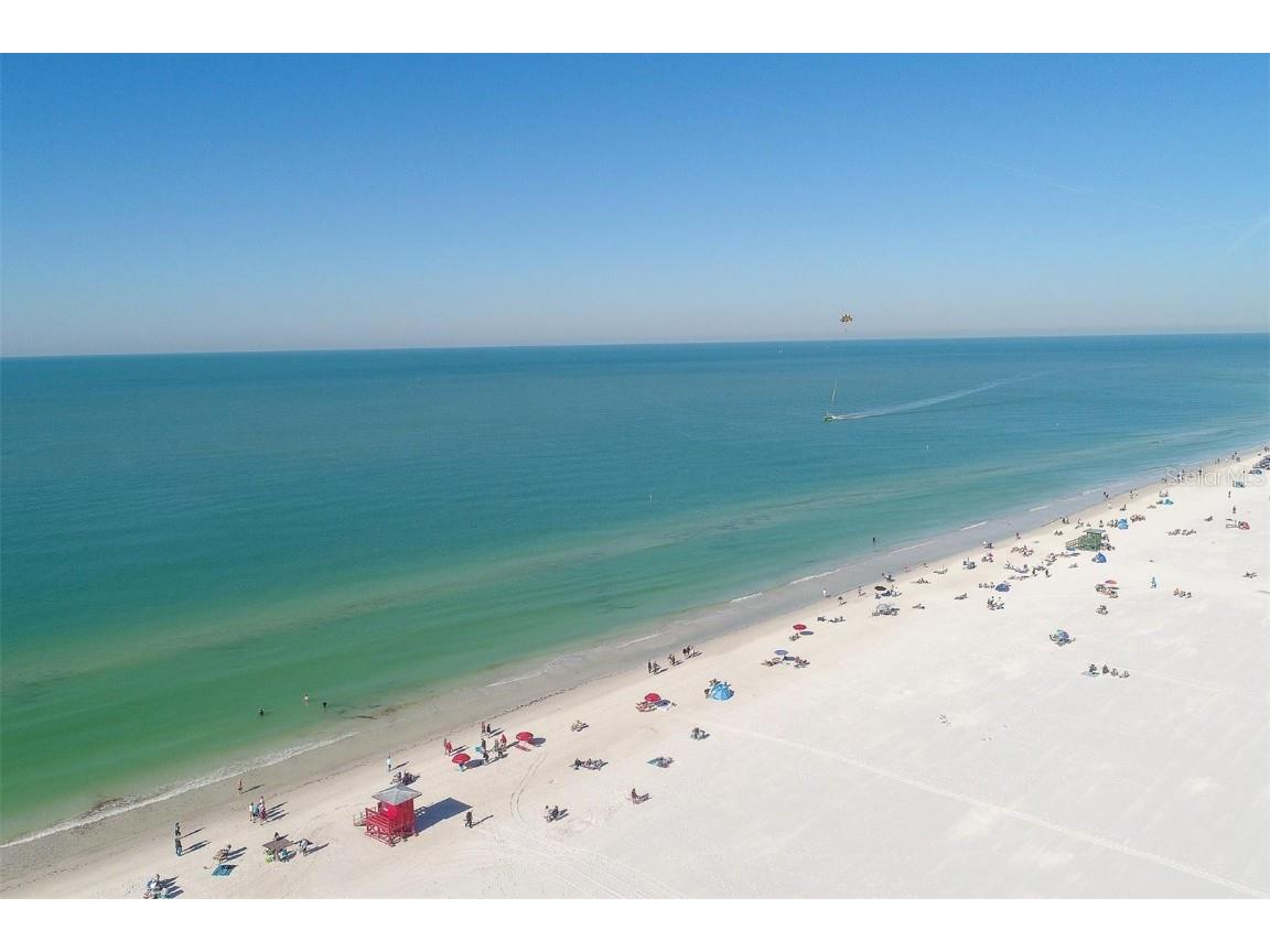 2441 Novus Street Sarasota FL 34237 A4561184 image50