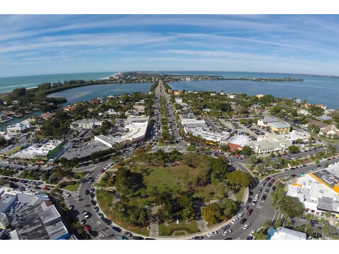 2441 Novus Street Sarasota FL 34237 A4561184 image51