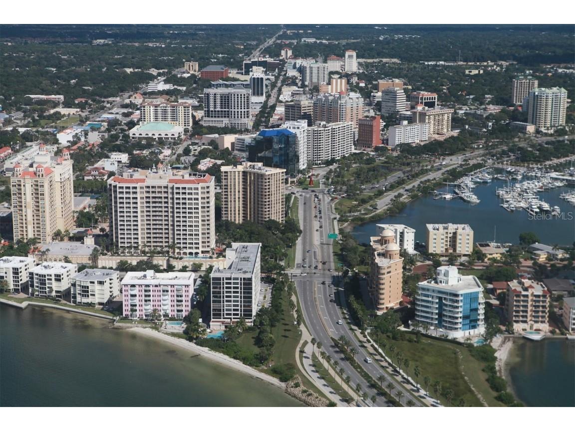 2441 Novus Street Sarasota FL 34237 A4561184 image52