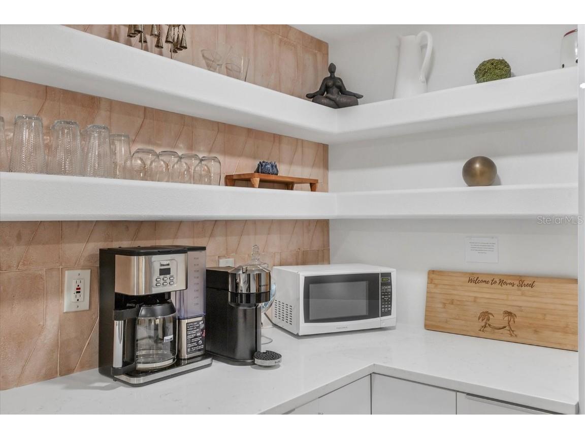 2441 Novus Street Sarasota FL 34237 A4561184 image7