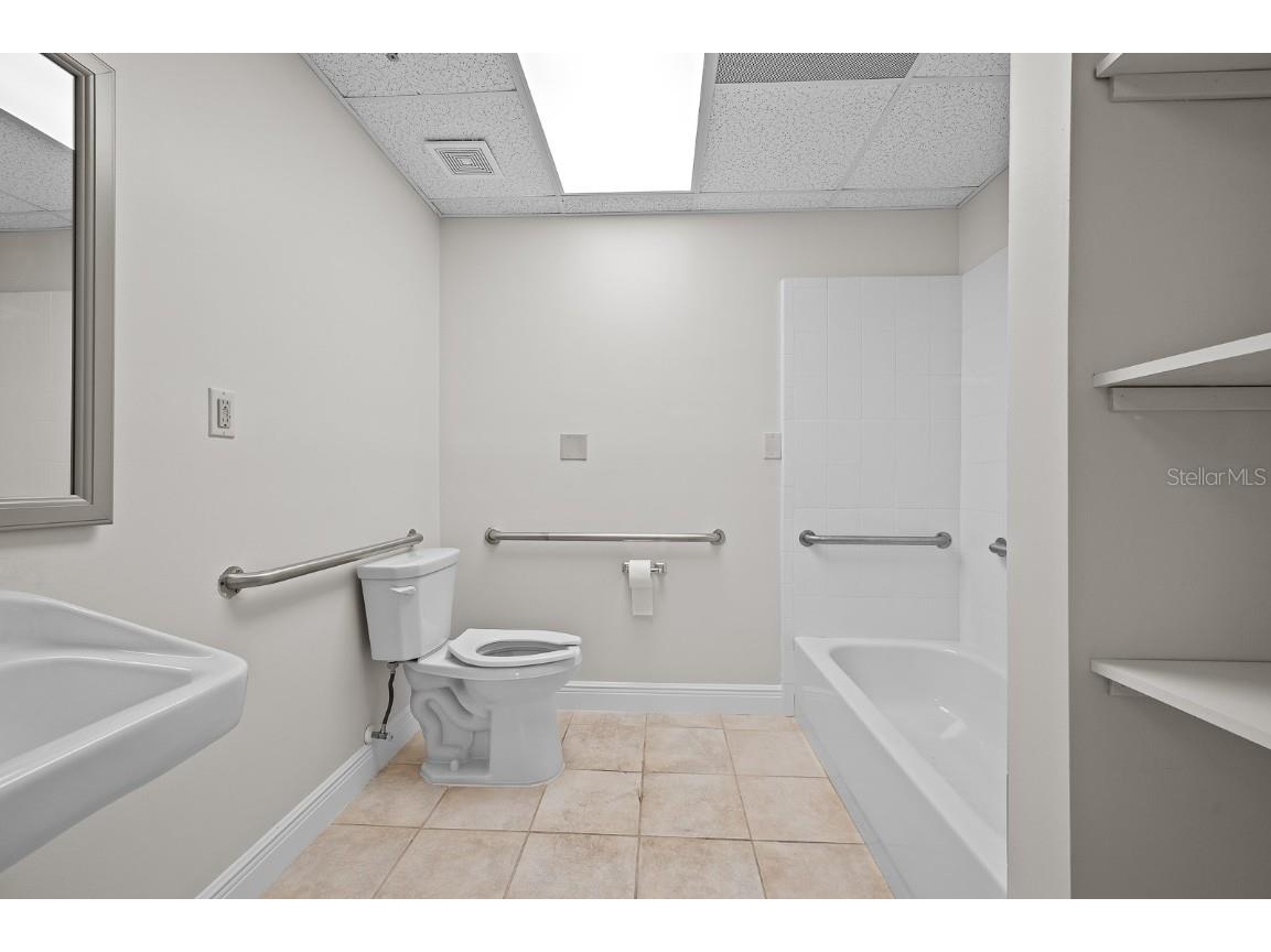 2441 NW 43rd Street #4AB Gainesville FL 32606 GC533346 image14