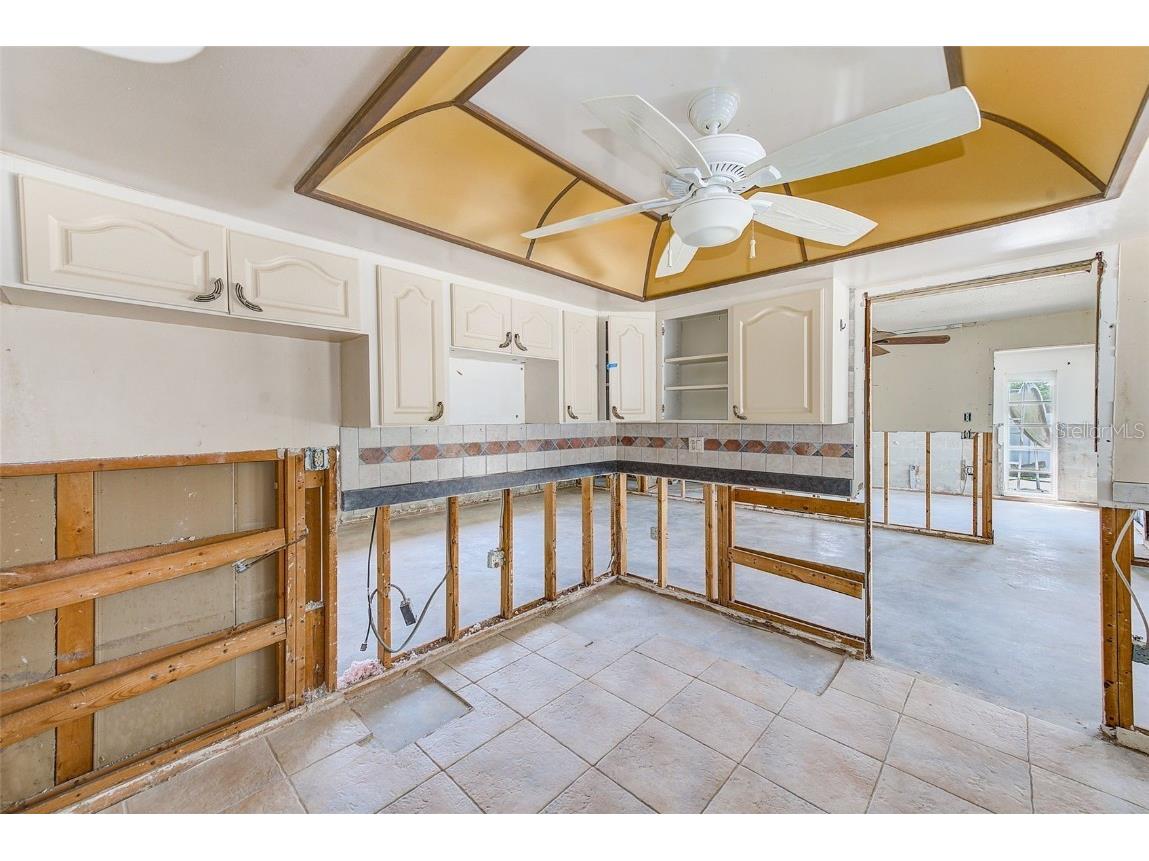 2441 Roberta Lane Clearwater FL 33764 - ALLEN'S CREEK TB8438950 image16