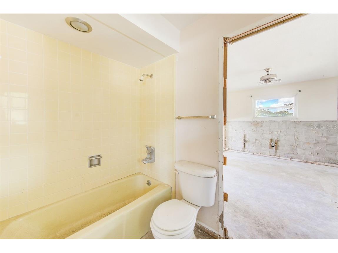 2441 Roberta Lane Clearwater FL 33764 - ALLEN'S CREEK TB8438950 image32