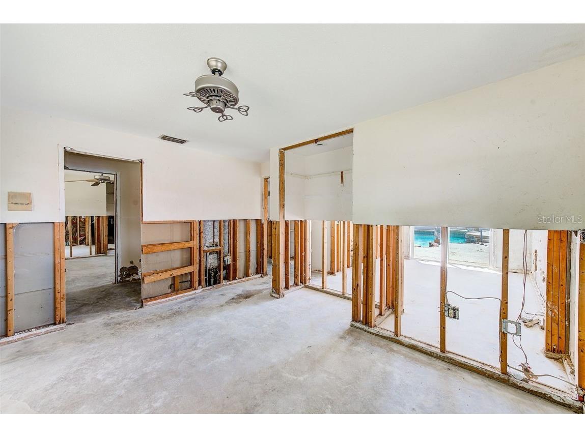 2441 Roberta Lane Clearwater FL 33764 - ALLEN'S CREEK TB8438950 image34