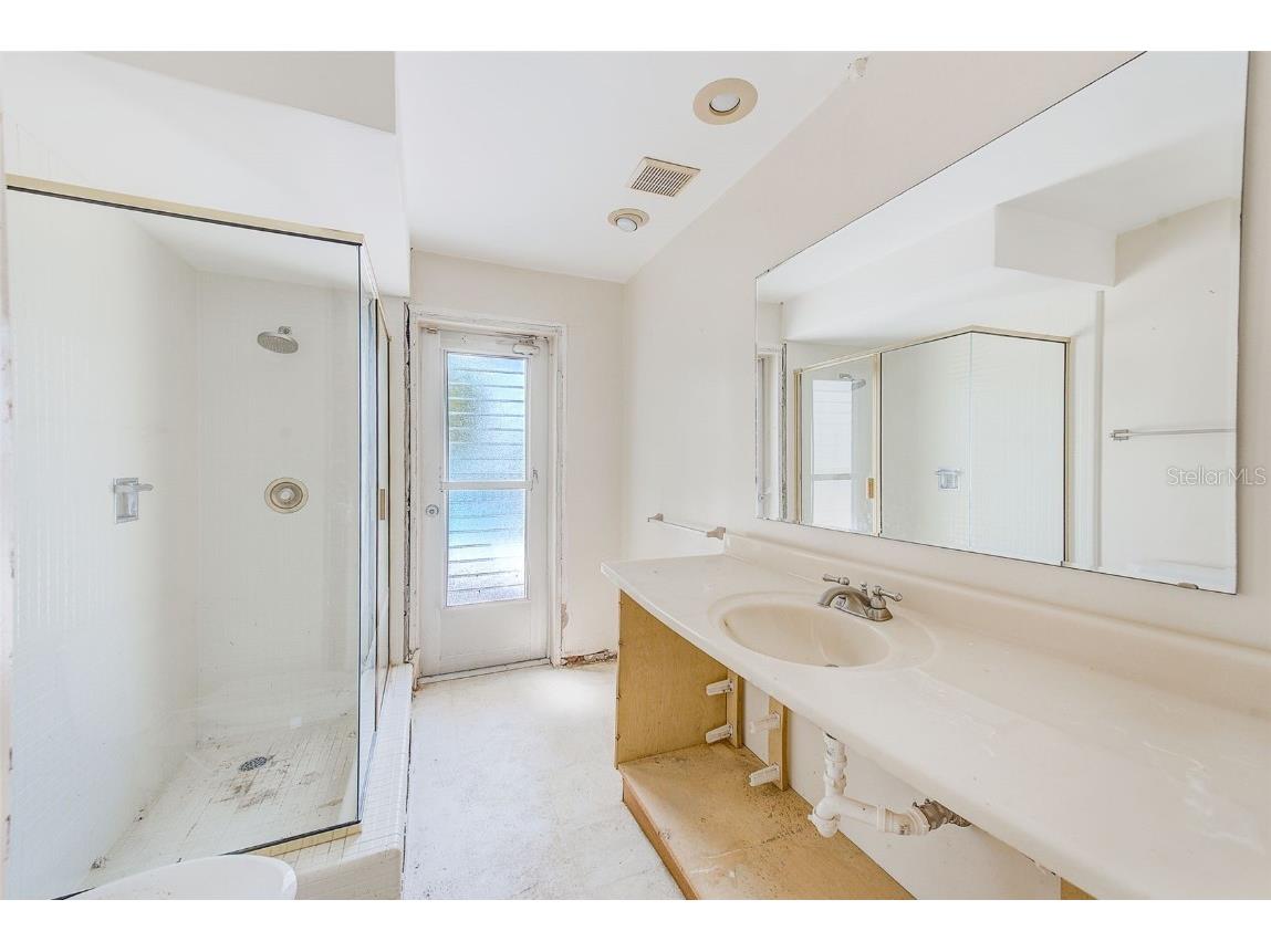 2441 Roberta Lane Clearwater FL 33764 - ALLEN'S CREEK TB8438950 image35