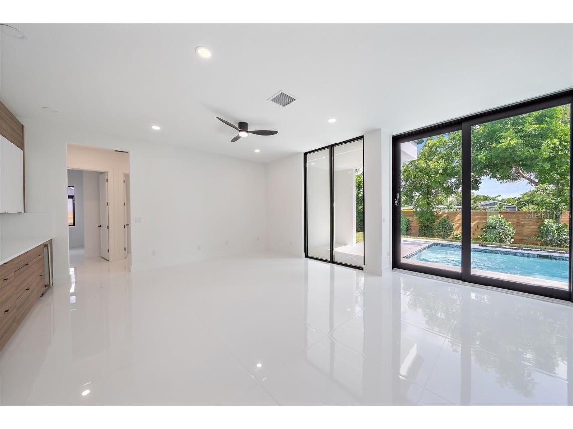 2441 Webber Street Sarasota FL 34239 A4662126 image14